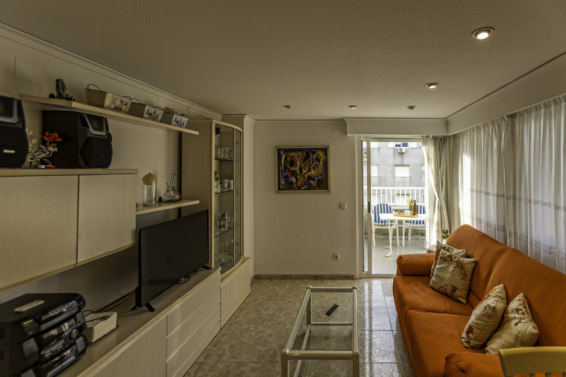 Apartamento en Tropicana Park con piscina, ideal para familias. - Imagen 41