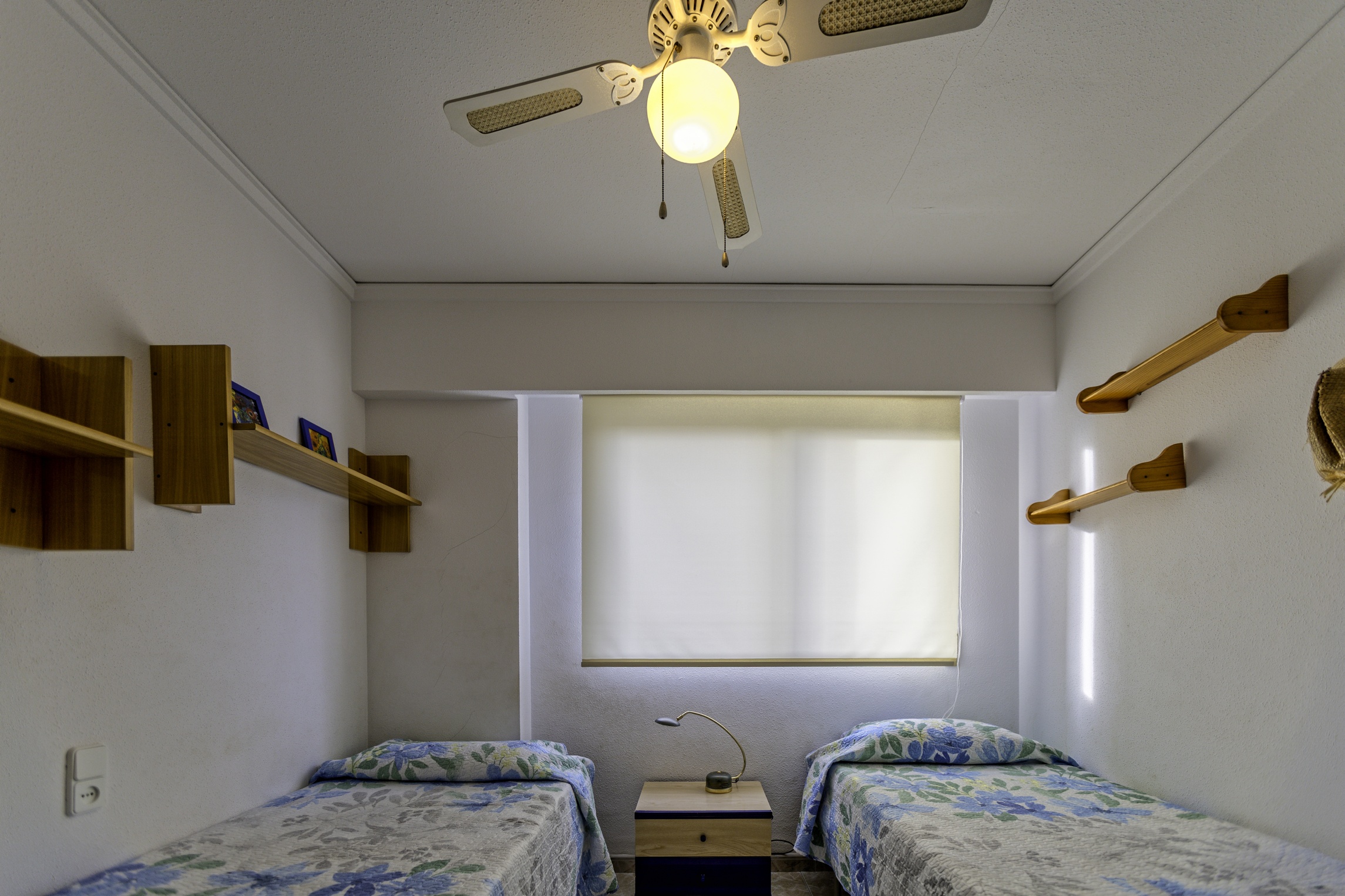 Apartamento en Tropicana Park con piscina, ideal para familias. - Imagen 24