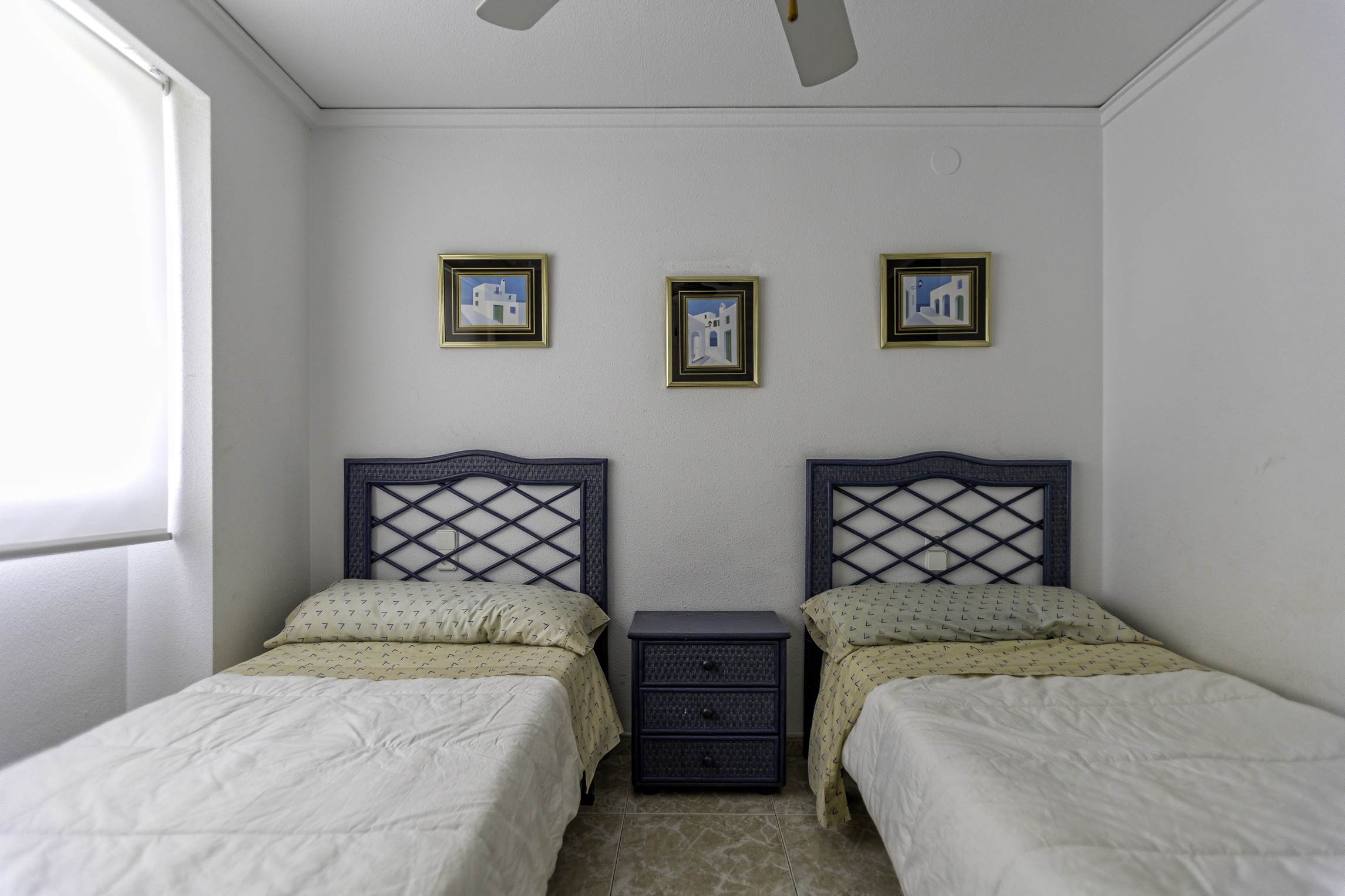 Apartamento en Tropicana Park con piscina, ideal para familias. - Imagen 16