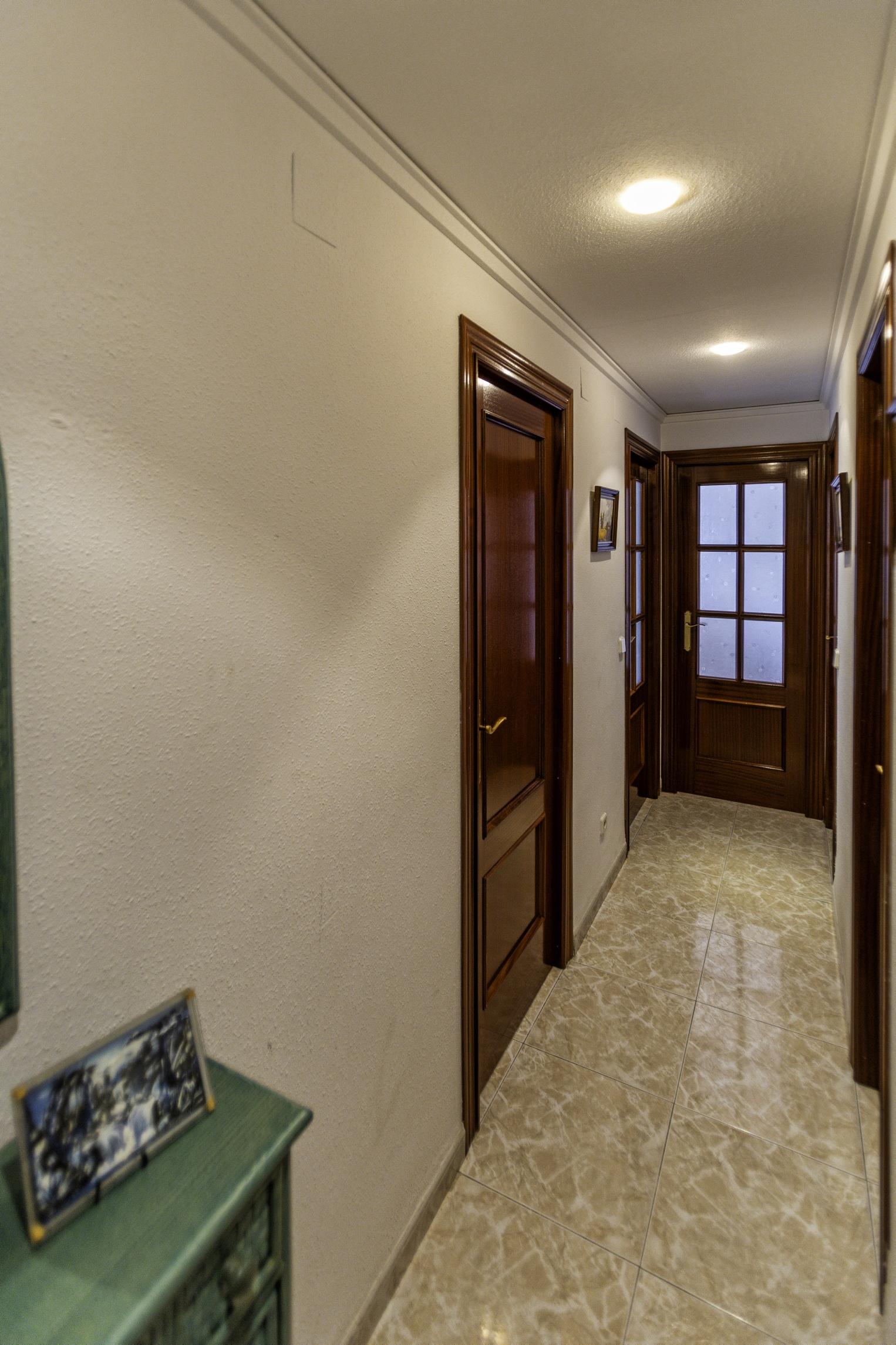 Apartamento en Tropicana Park con piscina, ideal para familias. - Imagen 14